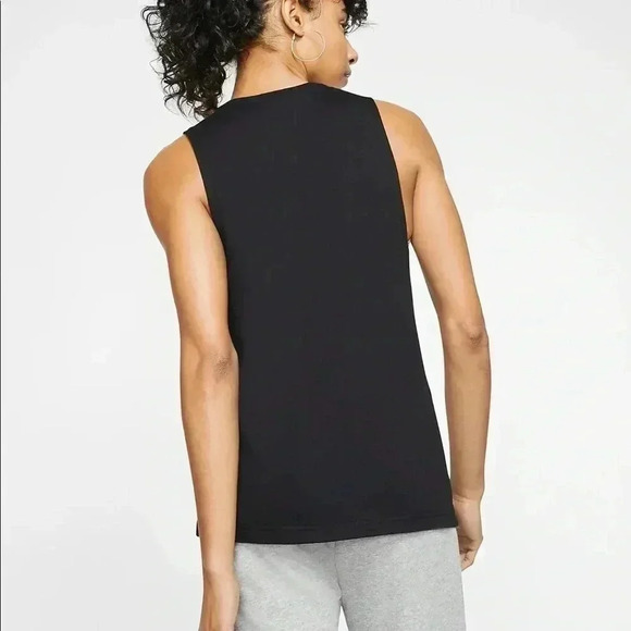 NIKE WOMENS BLACK TANK TOP ATHLETIC WORKOUT MUSCLE TANK SMALL - Picture 2 of 8